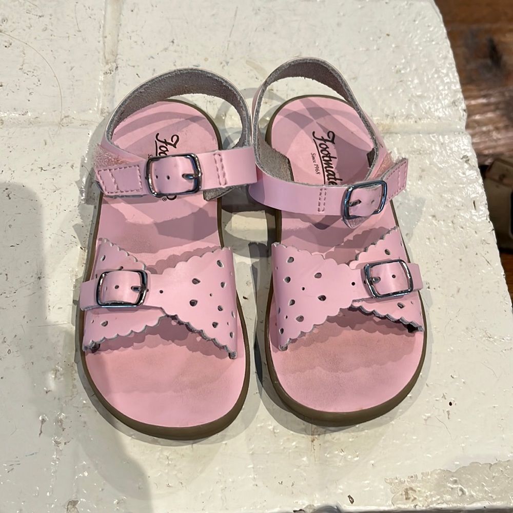 Footmates Ariel pink sandal